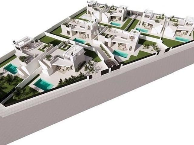 Chalet en venta en La Siesta, Alicante Costa Blanca