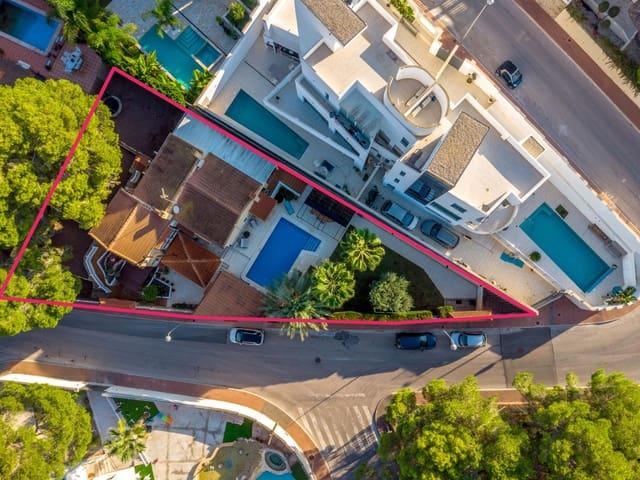 Chalet en venta en La Siesta, Alicante Costa Blanca