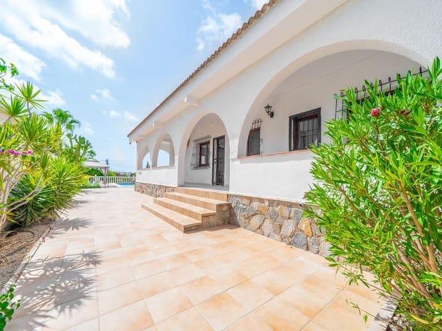 Chalet en venta en La Siesta, Alicante Costa Blanca