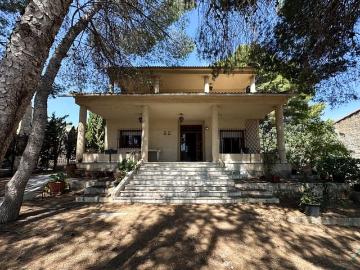 Chalet en venta en La Siesta, Alicante Costa Blanca
