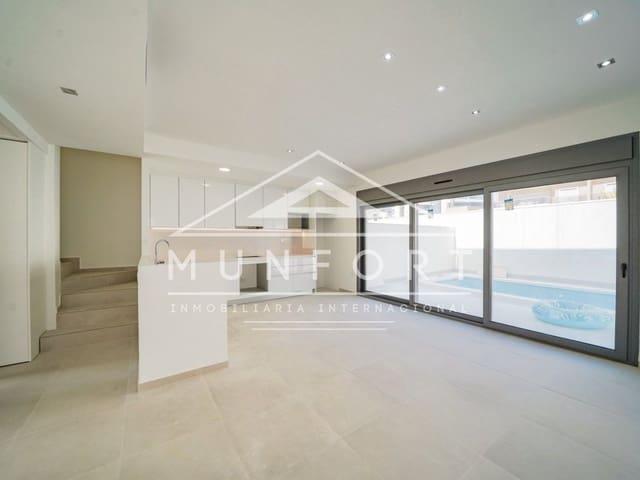 Chalet en venta en La Zenia, Alicante Costa Blanca