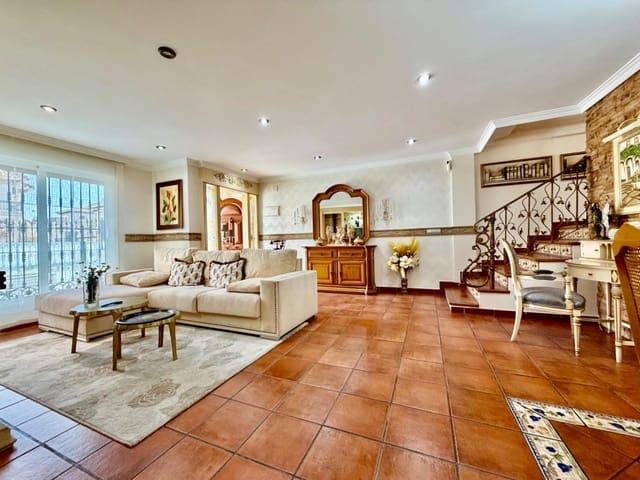 Chalet en venta en La Zenia, Alicante Costa Blanca