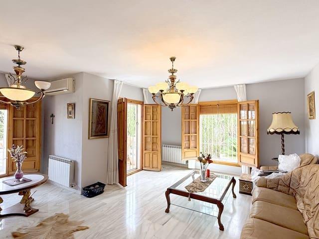 Chalet en venta en La Zubia, Granada