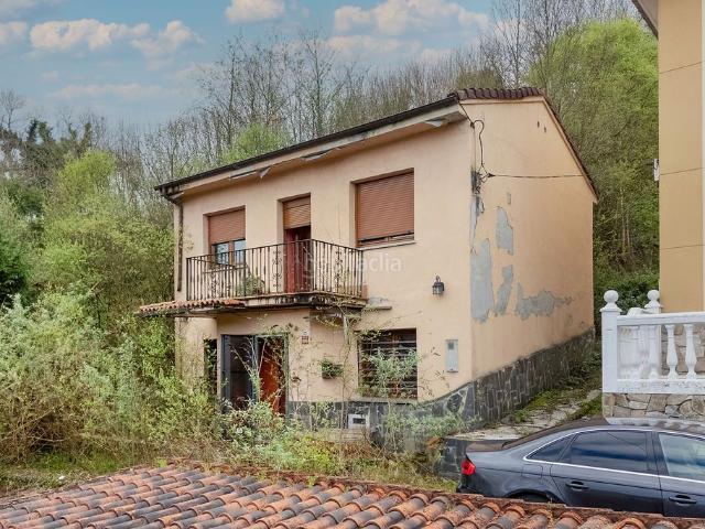 Chalet en venta en Langreo, Lada. Solvia Inmobiliaria Chalet independiente Ambiedes. Chalets.