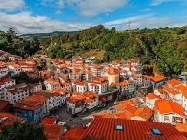 Chalet en venta en Langreo, Sama. CASA RÚSTICA EN SAMA. LANGREO. Chalets.