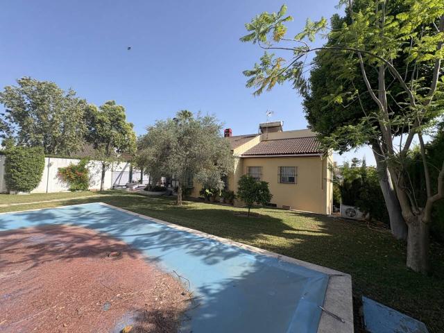 Chalet en venta en Las Almenas