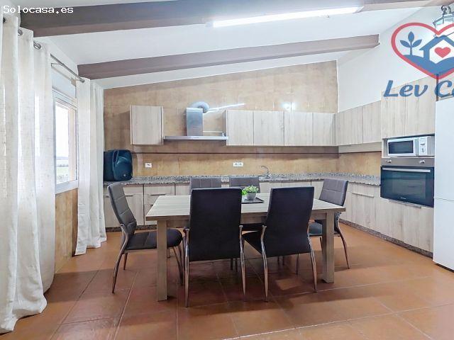 Chalet en venta en Leiva, Mazarrón | Piscina | Parcela de 4.000 m2 | Reformado | 4 dormitorios