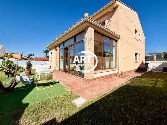 Chalet en venta en L'Eliana, Valencia