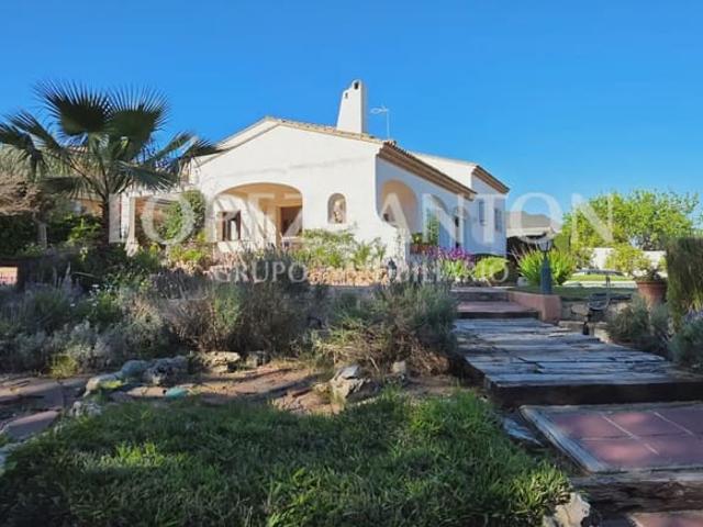 Chalet en venta en L'Eliana, Valencia