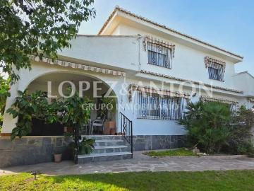 Chalet en venta en L'Eliana, Valencia