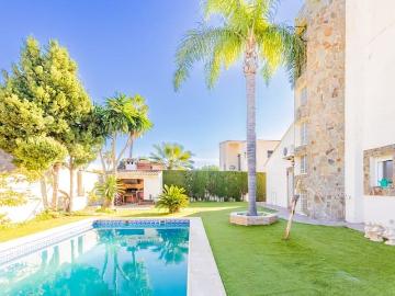 Chalet en venta en L'Eliana, Valencia