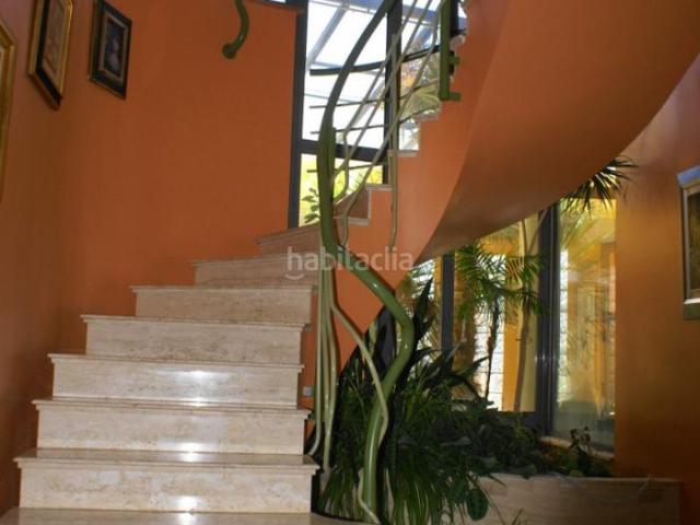 Chalet en venta en León, Las Eras de Renueva. Vive en un chalet en Eras, a unos minutos del centro. Chalets.