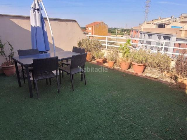 Chalet en venta en Lleida, Llívia. Casa adosada en Partida de Llivia. Chalets.