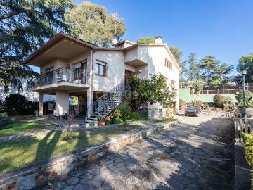 Chalet en venta en Lliçà d´Amunt. Tu nuevo hogar te espera en Lliçà dAmunt!. Chalets Lliçà.