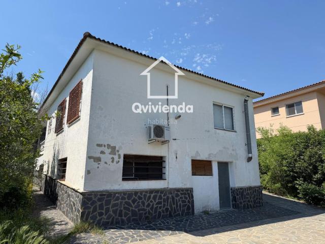 Chalet en venta en Lliçà d´Amunt. Casa en venta en El Farell de Lliçà dAmunt. Chalets Lliçà.
