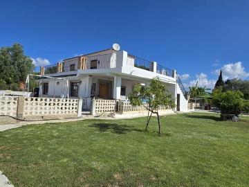 Chalet en venta en Llíria, Valencia