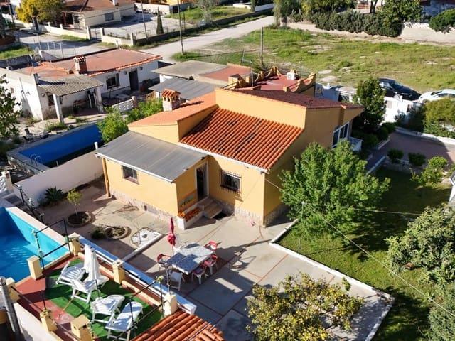 Chalet en venta en Llíria, Valencia