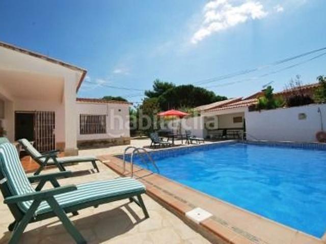 Chalet en venta en Lloret de Mar, Montgoda Costa Brava. Casa de grandes dimensiones en una zona exclusiva. Chalets Lloret de.