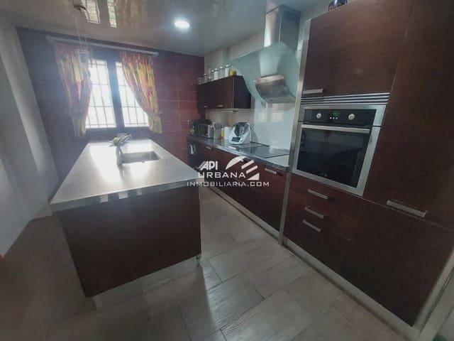 Chalet en venta en Lucena, Córdoba