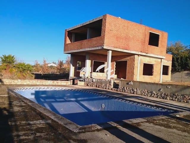 Chalet en venta en Lucena, Córdoba