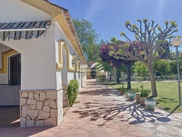 Chalet en venta en Lucena, Córdoba