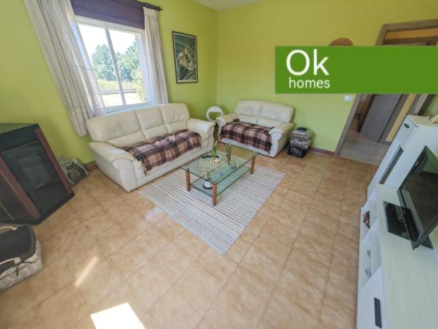 Chalet en venta en Lugo, Parroquias del Este. IMPECABLE Y UNICO!. Chalets.