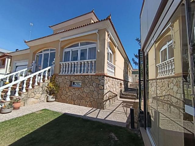 Chalet en venta en Mozárbez. Chalet en venta en Mozarbez, 4 dormitorios. Chalets.