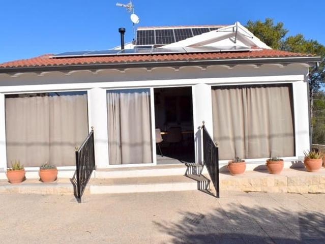 Chalet en venta en Moixent, Valencia