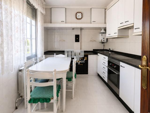 Chalet en venta en Mondariz. Chalets.