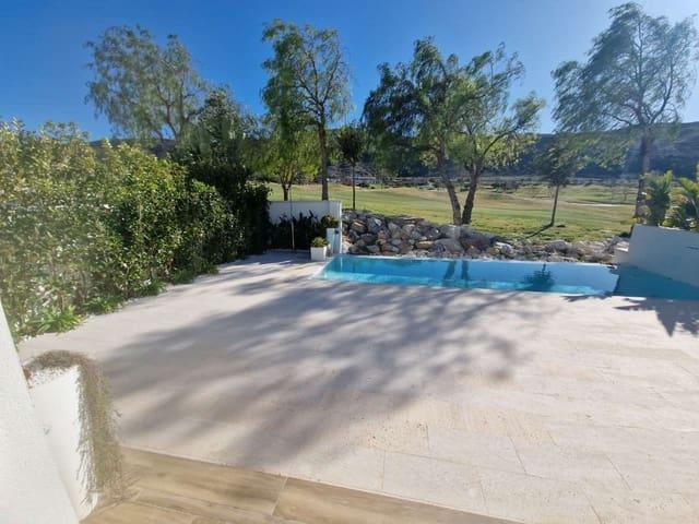 Chalet en venta en Monforte del Cid, Alicante
