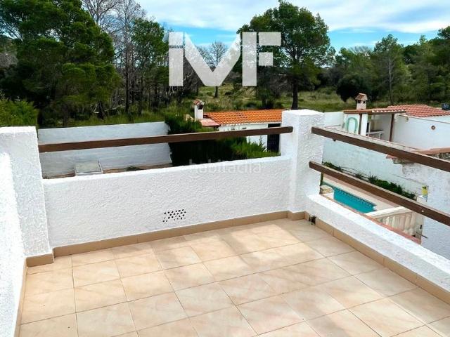 Chalet en venta en Mont roig del Camp, El Casalot Costa Dorada. Casa Independiente en Urbanización con Piscina Privada. Chalets Mont roig del.