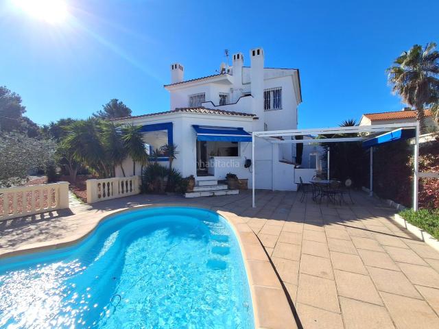 Chalet en venta en Mont roig del Camp, El Casalot Costa Dorada. Espectacular Chalet independiente de 323m en parcela de 1.035m. Chalets Mont roig del.