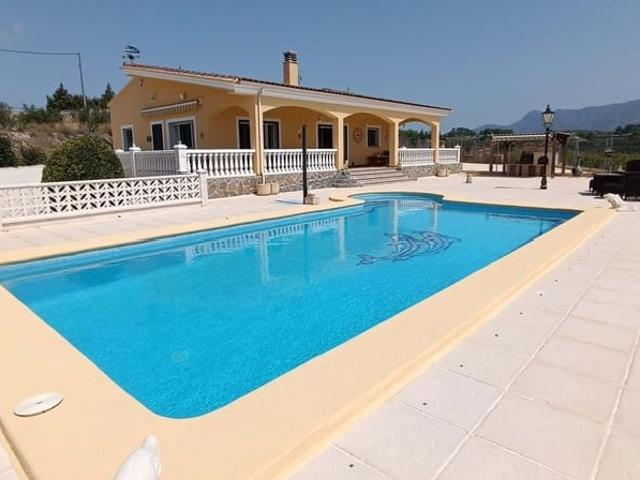 Chalet en venta en Bufalí, Valencia
