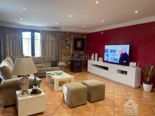 Chalet en venta en Montequinto, Condequinto. Dos HermanasChalet. Chalets.