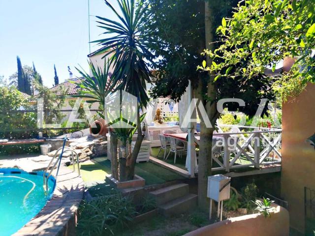 Chalet en venta en Montequinto, Cerros de Montequinto. Chalets.