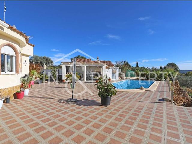 Chalet en venta en Montroi Montroy. Chalet a la venta en suelo rústico en Montroy, Valencia. Chalets Montroi.