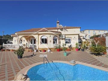 Chalet en venta en Montroy, Valencia