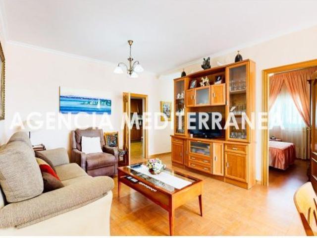 CHALET EN VENTA EN MONTSERRAT