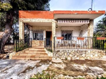 Chalet en venta en Montserrat, Valencia