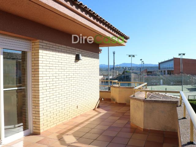 Chalet en venta en Móra d´Ebre Costa Dorada. Espectacular chalet independiente de 456 m² con jardín y 7 habitaciones en Móra dEbre. Chalets Móra.