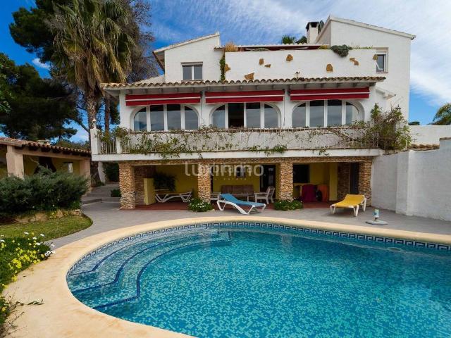 Chalet en venta en Moraira, El Portet Pla del Mar. Preciosa villa en la mejor ubicación de Moraira. Chalets.