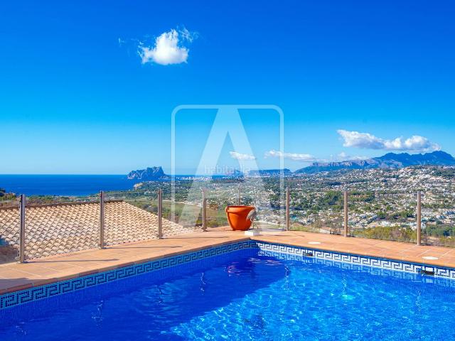 Chalet en venta en Moraira, Paichi. Chalets.