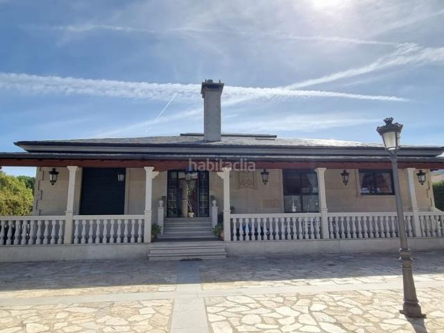 Chalet en venta en Moralzarzal, Polideportivo Colonia. Chalets.