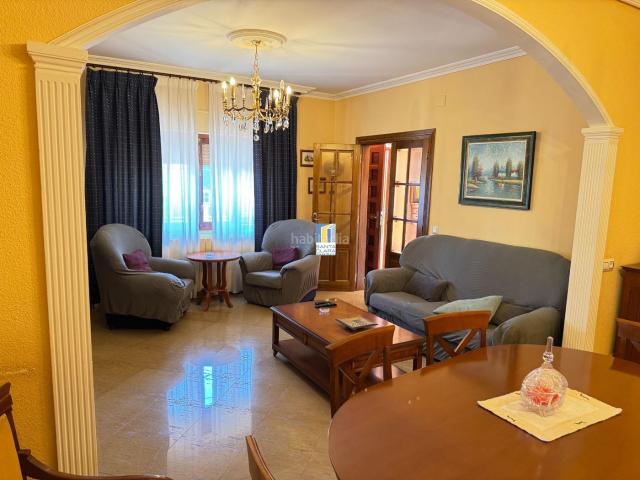 Chalet en venta en Moraleja del Vino. CHALET EN VENTA CON 3 DORMITORIOS, GARAJE, PATIO Y MERENDERO CON COCINA EN MORALEJA DEL VINO ZAMORA. Chalets Moraleja del.