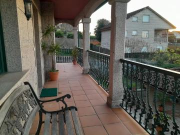 Chalet en venta en Mos. Chalet amplio, buenas calidades en Mos. Chalets.