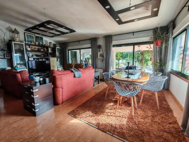 Chalet en venta en Mos. Chalet independiente con piscina en Mos. Chalets.