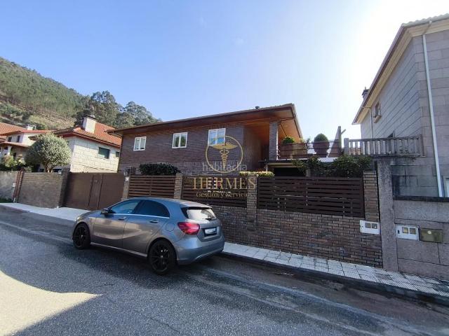 Chalet en venta en Mos. Chalets.