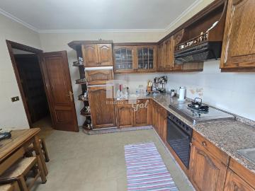 Chalet en venta en Mos. Dos viviendas independientes en una sola propiedad en Guizán Espacio, versatilidad y entorno familiar. Chalets.