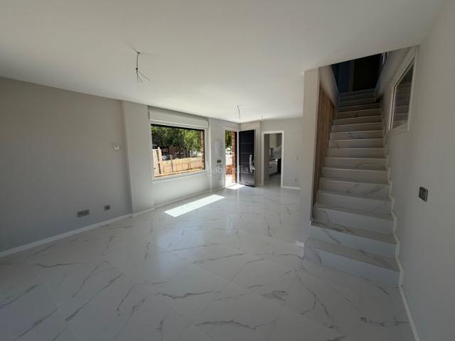 Chalet en venta en Móstoles, Sur PAU 4. Chalet independiente en la promoción Villa Los Lagos II de Móstoles. Chalets.