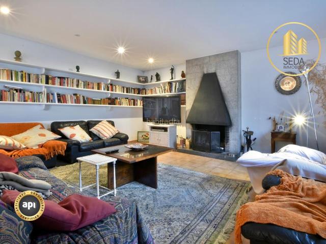 Chalet en venta en Matadepera. Exclusiva villa en Les Pedritxes con vistas y máxima privacidad. Chalets.